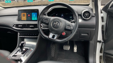 MG HS 1.5 T-GDI Trophy 5dr DCT Petrol Hatchback